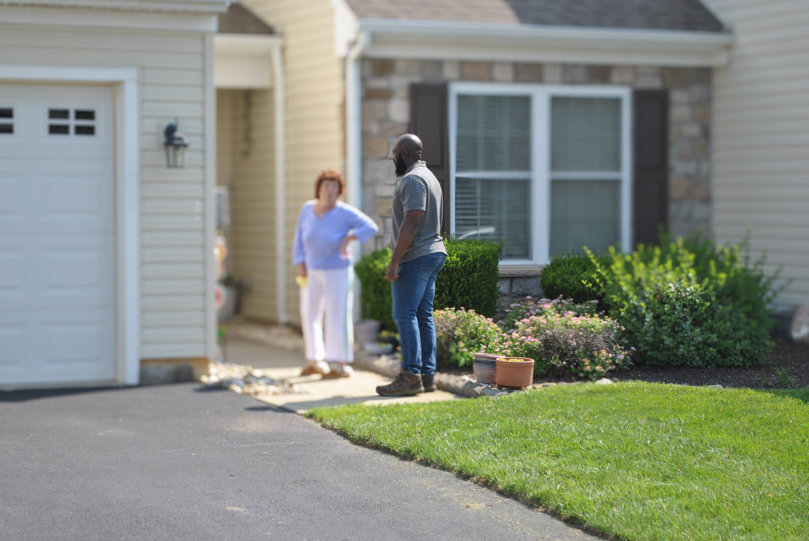 Green Acres consultant meeting a homeowner